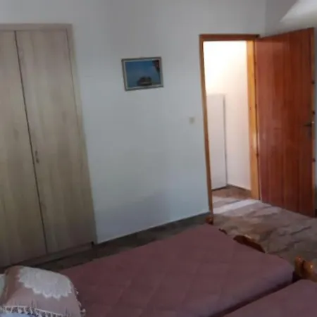 Διαμέρισμα Anthoula's Garden Perivoli *